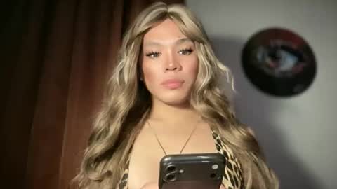 Snapshot of foxli_xx chatting on 3, 5, 2026 KITTY online show from 3, 5, 2026