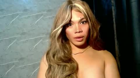 Snapshot of foxli_xx chatting on 8, 6, 2026 KITTY online show from 8, 6, 2026
