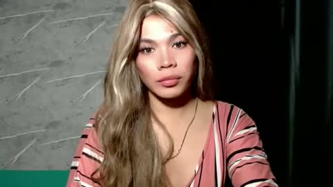 Snapshot of foxli_xx chatting on 8, 6, 2026 KITTY online show from 8, 6, 2026