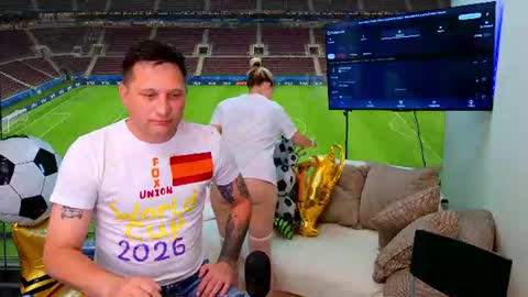Snapshot of foxunion chatting on 22, 6, 2026 We are a couple Leo and Sofiayou are always welcome here online show from 22, 6, 2026
