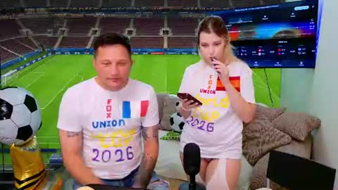 Snapshot of foxunion chatting on 24, 6, 2026 We are a couple Leo and Sofiayou are always welcome here online show from 24, 6, 2026