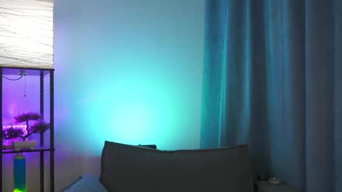 Snapshot of foxy_cute4you chatting on 15, 4, 2026 Eva online show from 15, 4, 2026