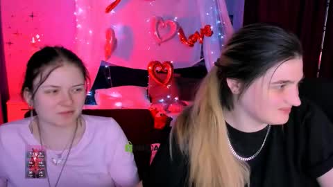 Snapshot of foxy_tease_ chatting on 8, 3, 2026 foxy_tease_ online show from 8, 3, 2026