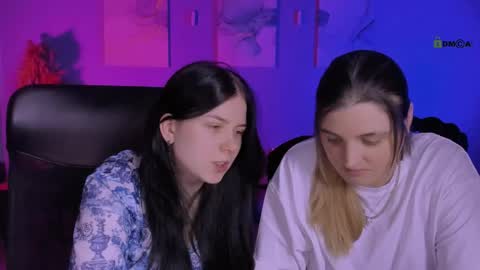 Snapshot of foxy_tease_ chatting on 22, 4, 2026 foxy_tease_ online show from 22, 4, 2026