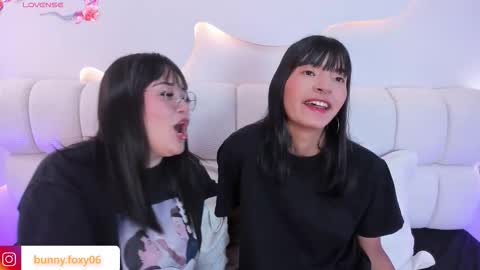 FOXY AND BUNNY online show from 26, 3, 2026