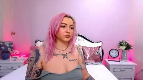 Snapshot of foxyclarisee chatting on 15, 4, 2026 Clarisee online show from 15, 4, 2026