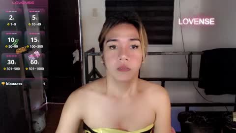 Snapshot of foxyinnocentstar chatting on 3, 12, 2024 jenny online show from 3, 12, 2024