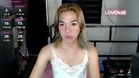 Snapshot of foxyinnocentstar chatting on 13, 1, 2025 jenny online show from 13, 1, 2025