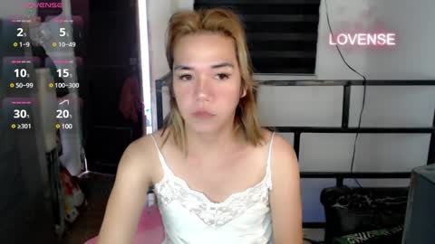 Snapshot of foxyinnocentstar chatting on 14, 1, 2025 jenny online show from 14, 1, 2025