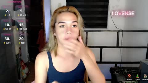 Snapshot of foxyinnocentstar chatting on 18, 1, 2025 jenny online show from 18, 1, 2025