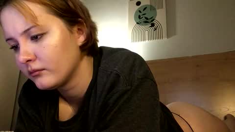 foxykatexo online show from 17, 4, 2026