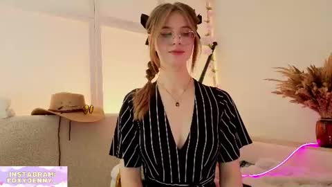 Snapshot of foxysecret_ chatting on 19, 7, 2026 foxysecret_ online show from 19, 7, 2026