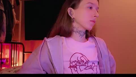 Snapshot of fran_bow chatting on 13, 4, 2026 fran_bow online show from 13, 4, 2026