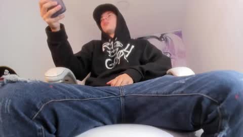 Snapshot of fran_boy_ chatting on 1, 4, 2026 Fran online show from 1, 4, 2026