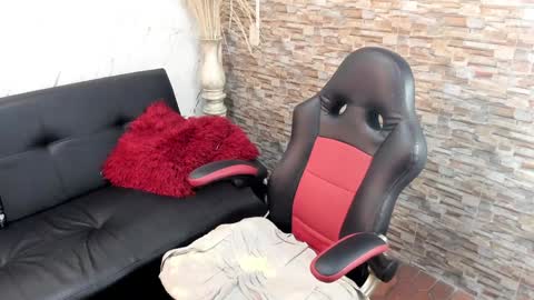 Snapshot of francesca_bbw chatting on 29, 1, 2025 online show from 29, 1, 2025
