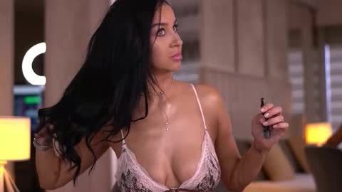 Snapshot of francescadante chatting on 2, 10, 2025 francescadante online show from 2, 10, 2025