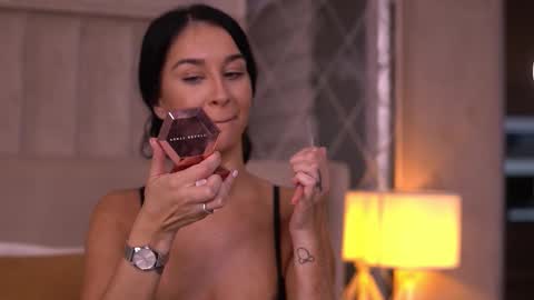 Snapshot of francescadante chatting on 9, 11, 2025 francescadante online show from 9, 11, 2025