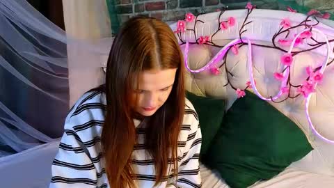 Marybrown eye Katy gray eye online show from 14, 3, 2026