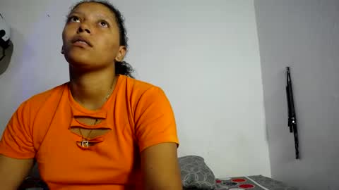 Snapshot of francihot4 chatting on 17, 6, 2026 francihot4 online show from 17, 6, 2026