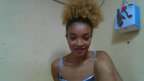 Snapshot of francinoli chatting on 2, 5, 2026 Francinoli online show from 2, 5, 2026