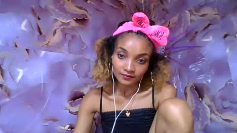 Snapshot of francinoli chatting on 4, 6, 2026 Francinoli online show from 4, 6, 2026