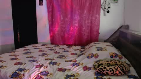 Snapshot of franfinee chatting on 5, 11, 2025 franfinee online show from 5, 11, 2025