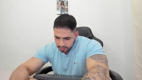 Snapshot of frank_foxx1 chatting on 2, 2, 2026 frank_foxx1 online show from 2, 2, 2026