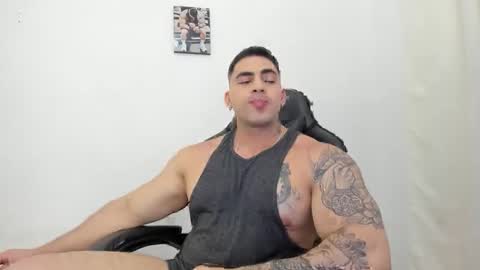 Snapshot of frank_foxx1 chatting on 4, 2, 2026 frank_foxx1 online show from 4, 2, 2026