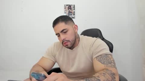 Snapshot of frank_foxx1 chatting on 16, 2, 2026 frank_foxx1 online show from 16, 2, 2026