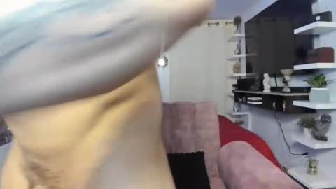 Snapshot of frank_foxx1 chatting on 7, 4, 2026 frank_foxx1 online show from 7, 4, 2026