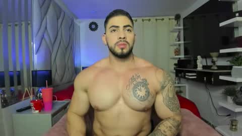 Snapshot of frank_foxx1 chatting on 9, 4, 2026 frank_foxx1 online show from 9, 4, 2026