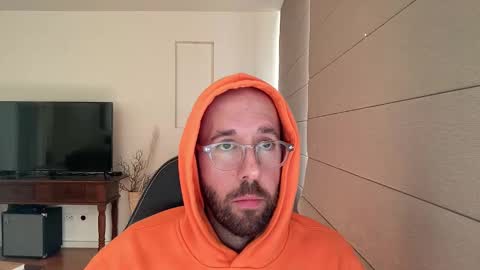 Snapshot of frank_perry2332 chatting on 20, 4, 2026 frank_perry2332 online show from 20, 4, 2026