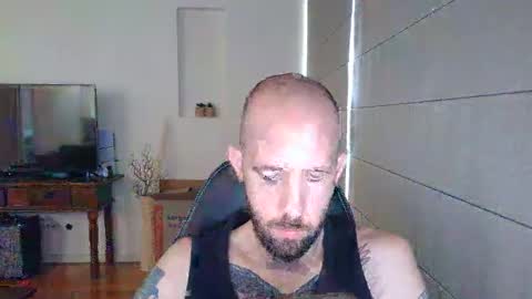 Snapshot of frank_perry2332 chatting on 28, 4, 2026 frank_perry2332 online show from 28, 4, 2026