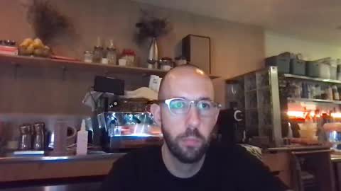 Snapshot of frank_perry2332 chatting on 30, 4, 2026 frank_perry2332 online show from 30, 4, 2026
