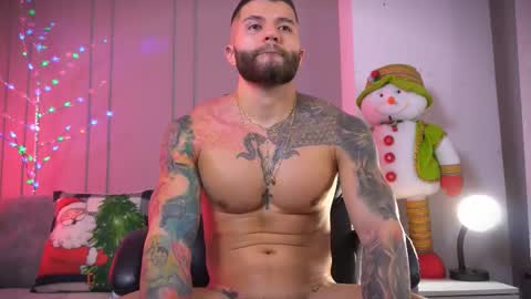 Frank Farrell. Hey remember to give me a thumbs up Ty online show from 23, 11, 2025