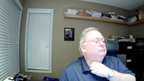 Snapshot of frankie6207 chatting on 16, 11, 2025 frankie6207 online show from 16, 11, 2025