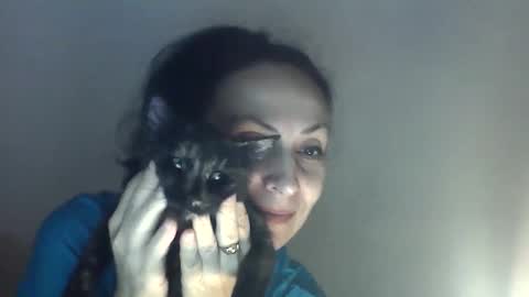 frankieteasing online show from 20, 11, 2025