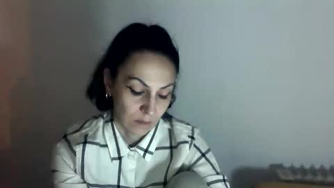 frankieteasing online show from 6, 2, 2026