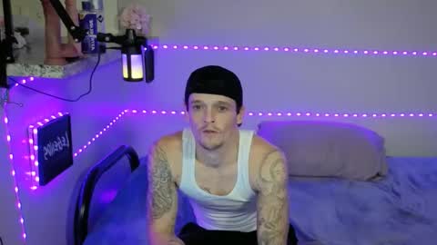 Snapshot of frankoafterdark chatting on 14, 9, 2025 Franco online show from 14, 9, 2025