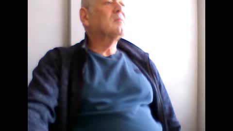 Snapshot of frannkboy61 chatting on 22, 3, 2026 frannkboy61 online show from 22, 3, 2026