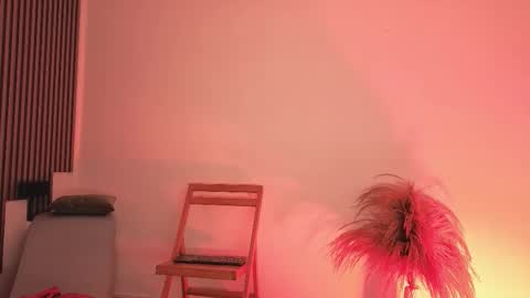 Fransheska online show from 14, 2, 2026