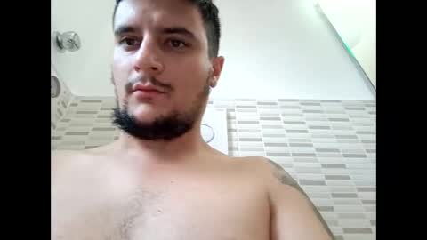 Snapshot of fraromeo2 chatting on 8, 10, 2025 fraromeo2 online show from 8, 10, 2025