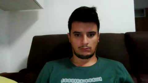 Snapshot of fraromeo2 chatting on 15, 10, 2025 fraromeo2 online show from 15, 10, 2025