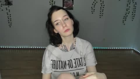 Snapshot of frau_basted chatting on 23, 3, 2026 mistress Bastet and mintcola online show from 23, 3, 2026