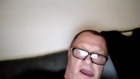 Wolfi online show from 5, 3, 2025