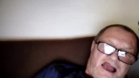 Wolfi online show from 30, 10, 2025