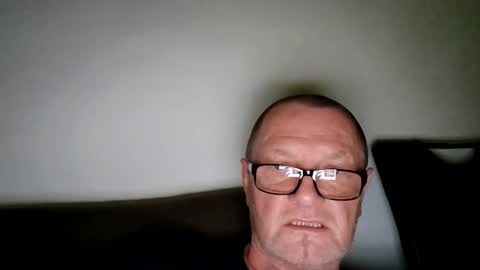 Snapshot of frauenfeind1 chatting on 21, 5, 2026 Wolfi online show from 21, 5, 2026