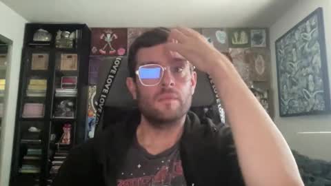 Snapshot of frbdycltr chatting on 28, 3, 2026 Free Body Culture 3 online show from 28, 3, 2026