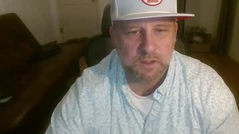 Snapshot of freakpopsickle69 chatting on 2, 2, 2026 poundyouout1969 online show from 2, 2, 2026