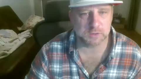 Snapshot of freakpopsickle69 chatting on 15, 2, 2026 poundyouout1969 online show from 15, 2, 2026